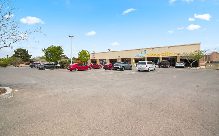 Pictures of Office property located at 2000 Lomaland Dr, El Paso, TX 79935 for lease - image #1