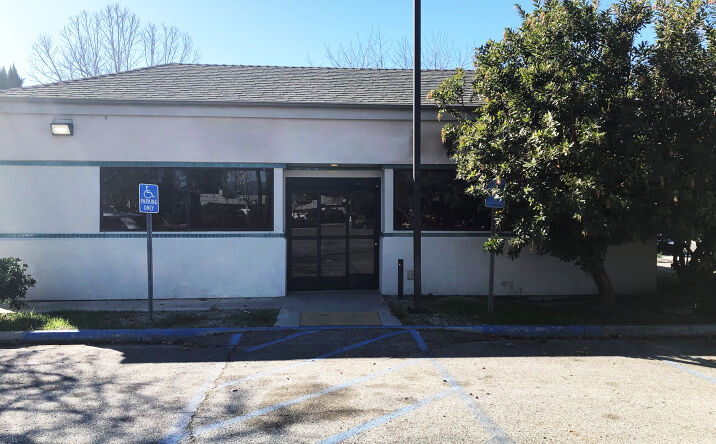 Pictures of Special Purpose property located at 1003 E. Devonshire Avenue, East Hemet, CA 92543 for lease - image #1