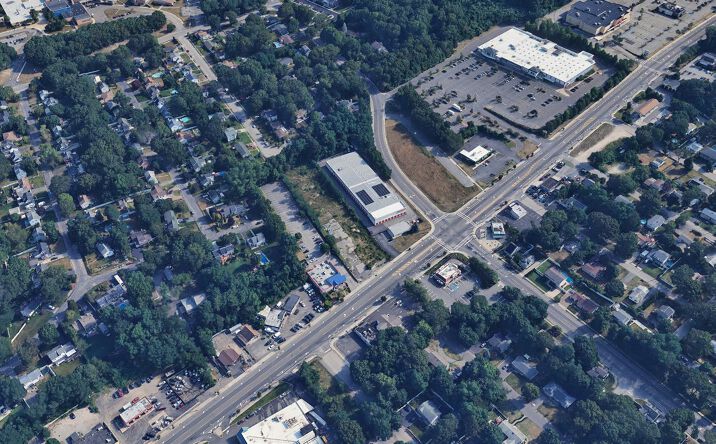 Pictures of Land property located at 359 Portion Rd, Ronkonkoma, NY 11779 for lease - image #1