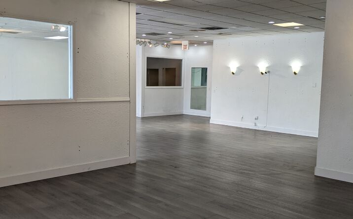 Pictures of Retail property located at 6500 W Main St, Belleville, IL 62223 for lease - image #1
