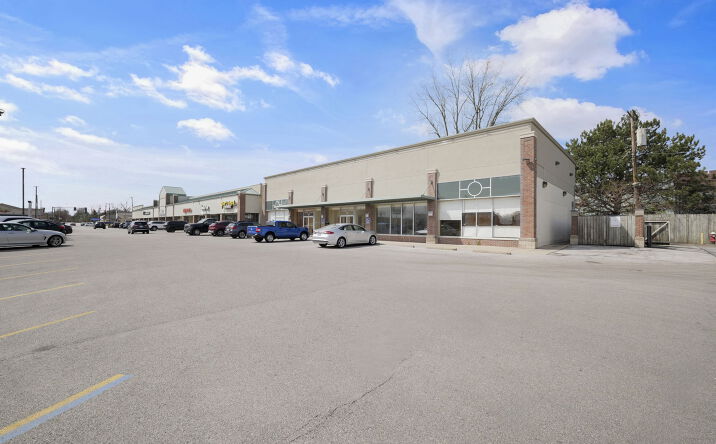 Pictures of Retail, Office property located at 3324 Secor Rd, Toledo, OH 43606 for lease - image #1
