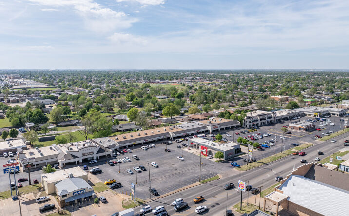 Pictures of Retail, Office property located at 7101 S Western Ave, Oklahoma City, OK 73139 for lease - image #1