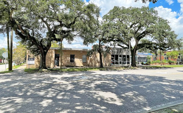 Pictures of Retail, Office property located at 63 S Dearborn St, Mobile, AL 36602 for lease - image #1