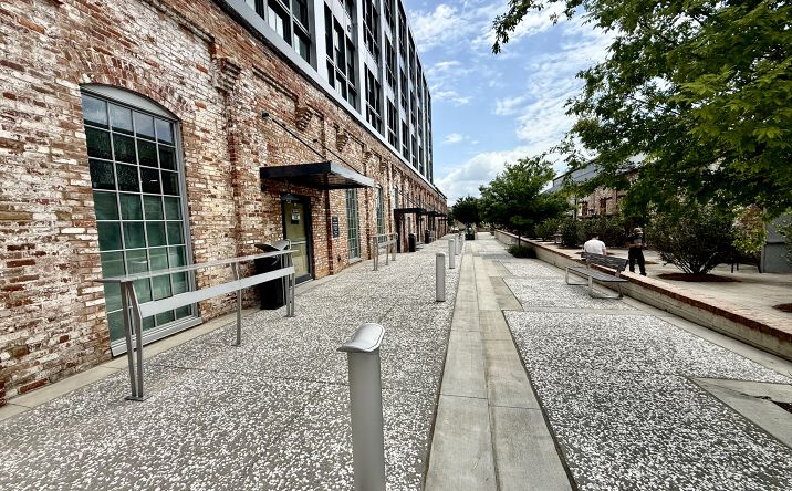 Pictures of Retail, Office property located at 651 Meeting St, Charleston, SC 29403 for lease - image #1