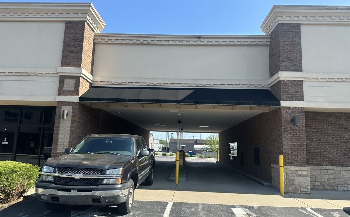 Pictures of Retail, Office property located at 651 U.S. 31 W Bypass, Bowling Green, KY 42101 for lease - image #1