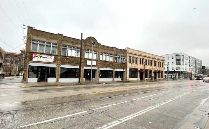 Pictures of Retail property located at 319-321 & 331-339 W North Ave, Milwaukee, WI 53212 for lease - image #1