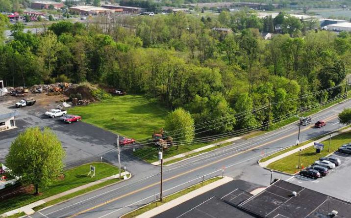 Pictures of Industrial property located at 6130 Jonestown Rd, Harrisburg, PA 17112 for lease - image #1