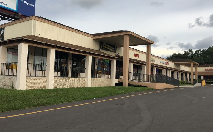 Pictures of Retail property located at 7268 FL-54, New Port Richey, FL 34653 for lease - image #1