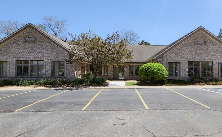 Pictures of Office property located at 2410 Woodlake Dr, Okemos, MI 48864 for lease - image #1
