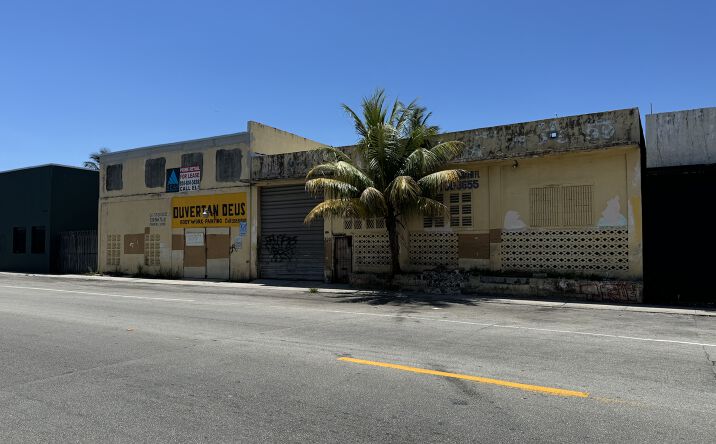 Pictures of Retail, Office, Industrial property located at 320 NW 71st St, Miami, FL 33150 for lease - image #1