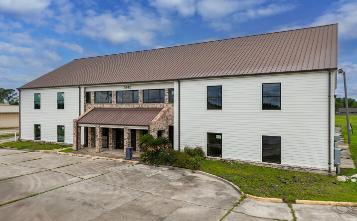 Pictures of Office property located at 2840 W Airline Hwy, LaPlace, LA 70068 for lease - image #1