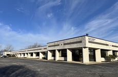 10481666