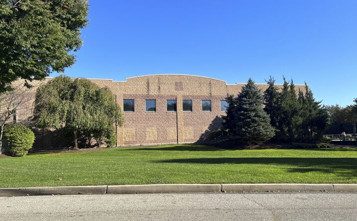 Pictures of Industrial property located at 10 Cullen Dr, Branchburg, NJ 08876 for lease - image #1