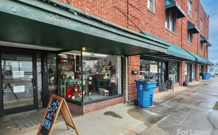Pictures of Retail, Office property located at 135 E Main Ave, Taylorsville, NC 28681 for sales - image #1