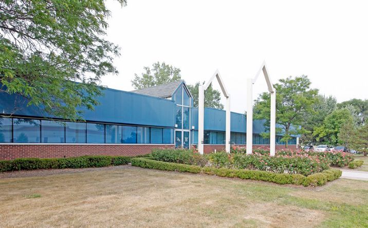 Pictures of Office property located at 37300 Dequindre Rd, Sterling Heights, MI 48310 for lease - image #1