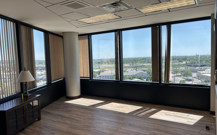 Pictures of Office property located at 600 4th St, Sioux City, IA 51101 for lease - image #1