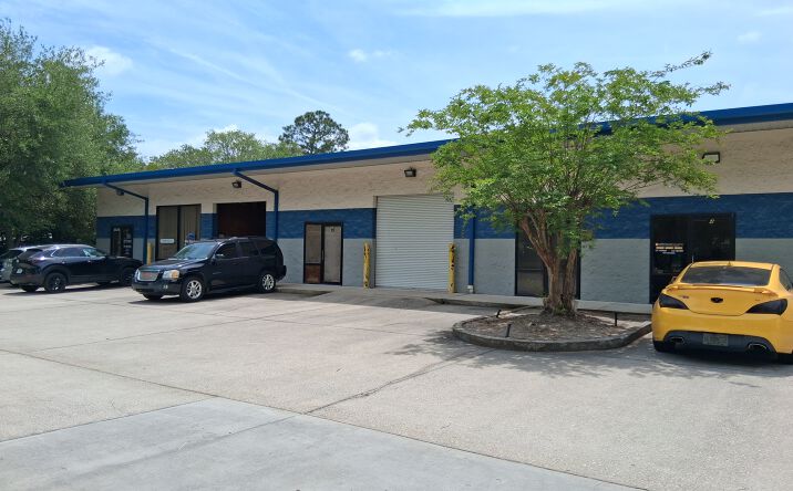 Pictures of Industrial property located at 6656 Columbia Park Dr, Jacksonville, FL 32258 for lease - image #1