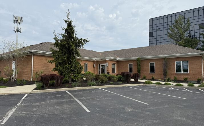 Pictures of Office property located at 480 Colonial Pkwy, Columbus, OH 43214 for lease - image #1