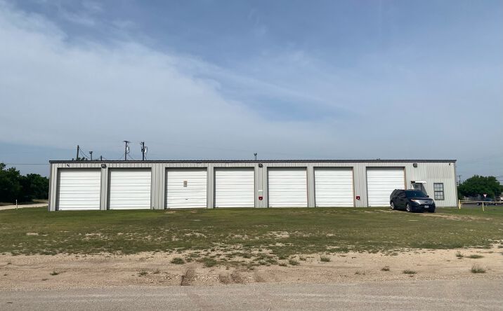 Pictures of Office, Industrial property located at 104 Arthur St, McGregor, TX 76657 for lease - image #1