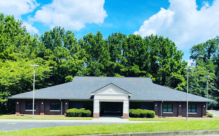 Pictures of Office property located at 3603 Pine Ln, Bessemer, AL 35022 for lease - image #1