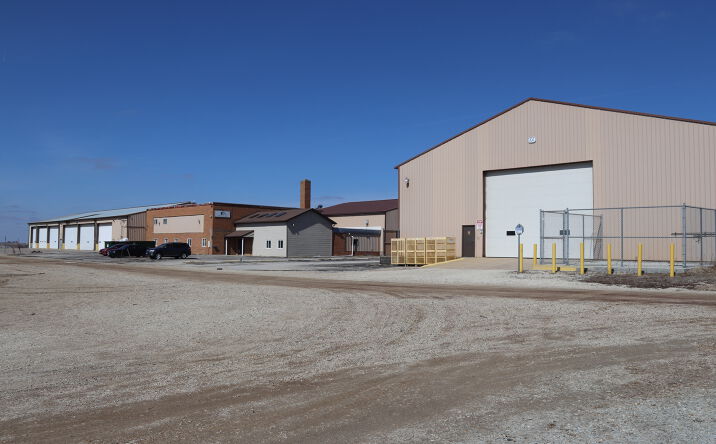 Pictures of Industrial property located at 2717 North St, Edelstein, IL 61526 for lease - image #1