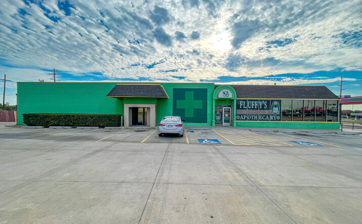 Pictures of Retail property located at 4313 NW Cache Rd, Lawton, OK 73505 for lease - image #1