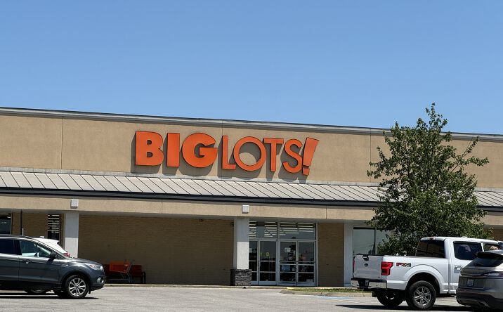 Pictures of Retail property located at 942 Happy Valley Rd, Glasgow, KY 42141 for lease - image #1