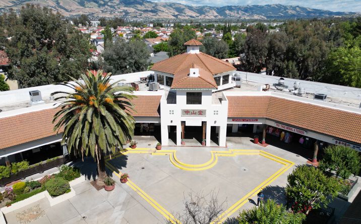 Pictures of Retail, Office, Restaurant property located at 1710 Tully Rd, San Jose, CA 95122 for lease - image #1