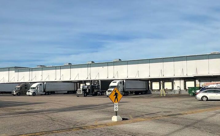 Pictures of Retail, Industrial property located at 6100 McIntosh Rd, Sarasota, FL 34238 for lease - image #1
