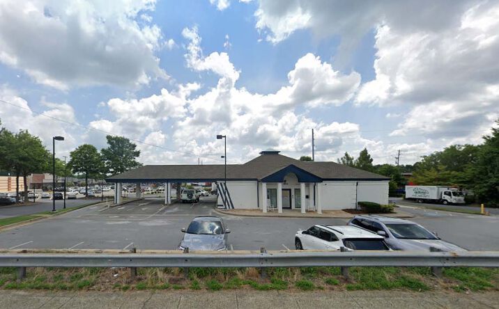 Pictures of Retail property located at 1454 Johnson Ferry Rd, Marietta, GA 30062 for lease - image #1