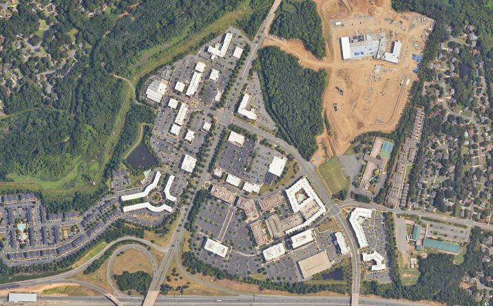 Pictures of Retail, Office, Restaurant property located at 3415 Toringdon Way, Charlotte, NC 28277 for lease - image #1
