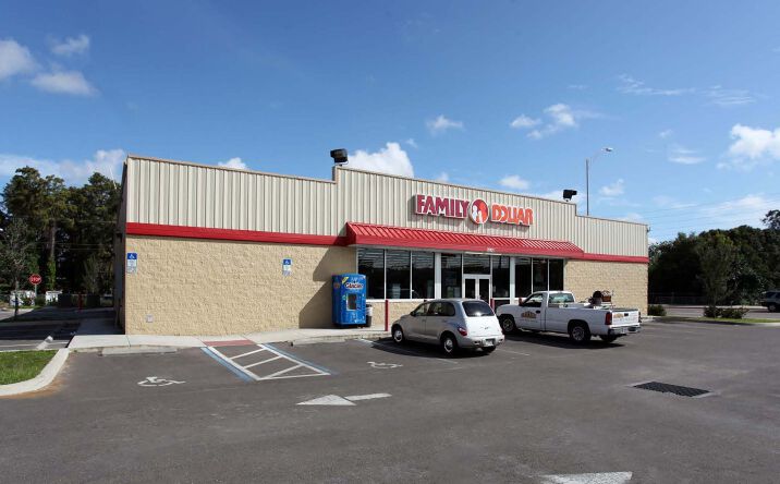 Pictures of Retail property located at 2101 W Hillsborough Ave, Tampa, FL 33603 for lease - image #1