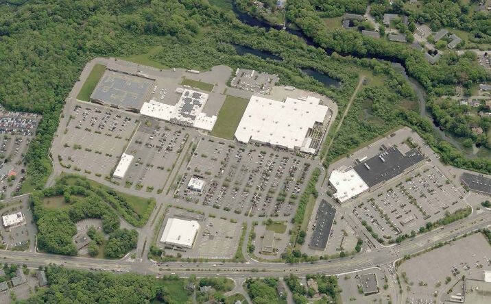Pictures of Retail property located at 55 Faunce Corner Mall Rd, Dartmouth, MA 02747 for lease - image #1