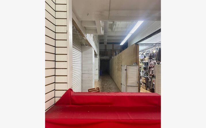 Pictures of Retail property located at 39-41 W 29th St, New York, NY 10001 for lease - image #1