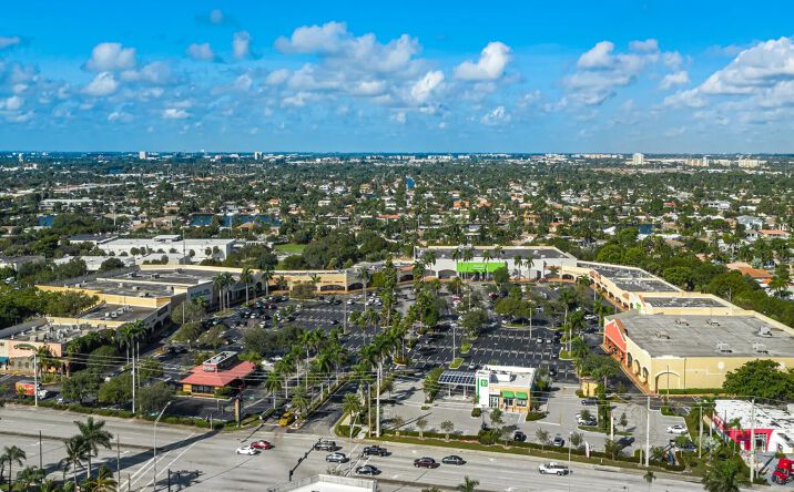 Pictures of Retail property located at 1255 Federal Hwy, Pompano Beach, FL 33062 for lease - image #1