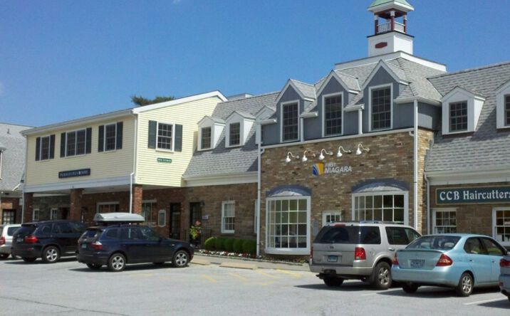Pictures of Office property located at 213 E Putnam Ave, Greenwich, CT 06830 for lease - image #1