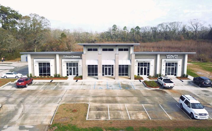 Pictures of Office property located at 9373 Baringer Foreman Road, Baton Rouge, LA 70817 for lease - image #1