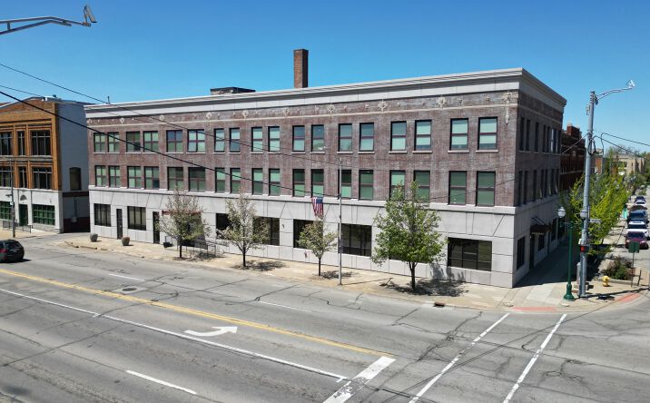 Pictures of Retail, Office, Restaurant property located at 67 N Saginaw St, Pontiac, MI 48342 for lease - image #1