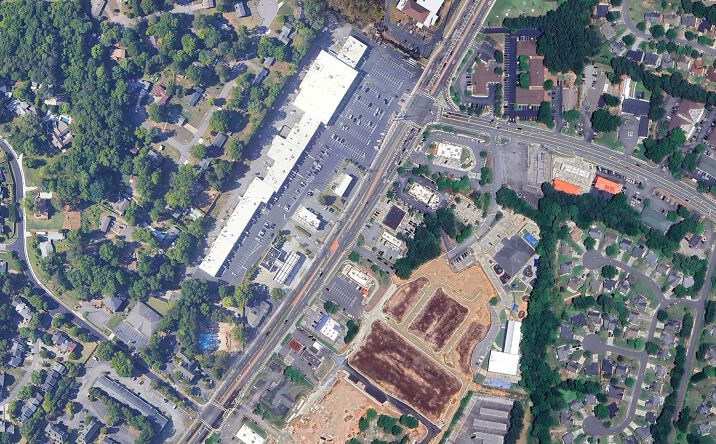 Pictures of Retail property located at 2745 Sandy Plains Rd, Marietta, GA 30066 for lease - image #1