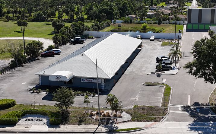 Pictures of Office property located at 508 N Indiana Ave, Englewood, FL 34223 for lease - image #1