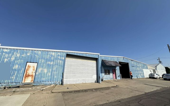 Pictures of Industrial property located at 1711 SW Adams St, Peoria, IL 61602 for lease - image #1