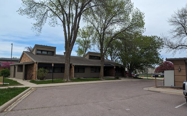 Pictures of Office property located at 204 Star St, Mankato, MN 56001 for lease - image #1
