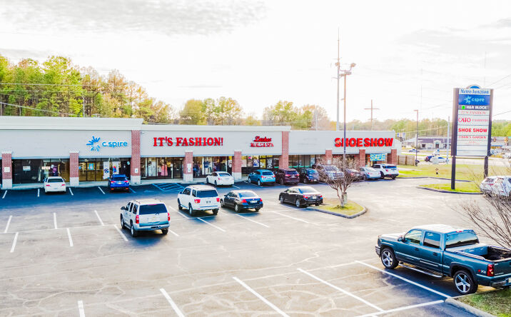 Pictures of Retail property located at 4882 Hwy 18 W, Jackson, MS 39204 for lease - image #1