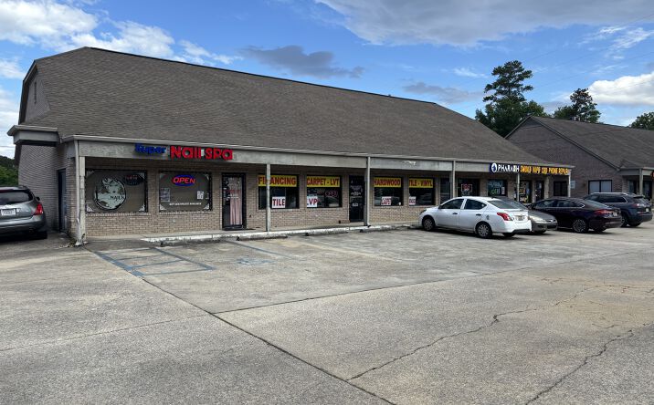 Pictures of Retail property located at 5135 Hwy 17 Helena, AL 35080, Helena, AL 35080 for lease - image #1