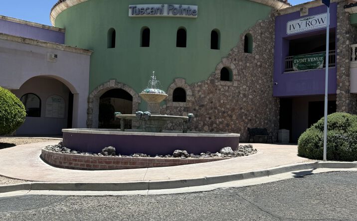 Pictures of Retail, Office property located at 711 E Carefree Hwy, Phoenix, AZ 85085 for lease - image #1