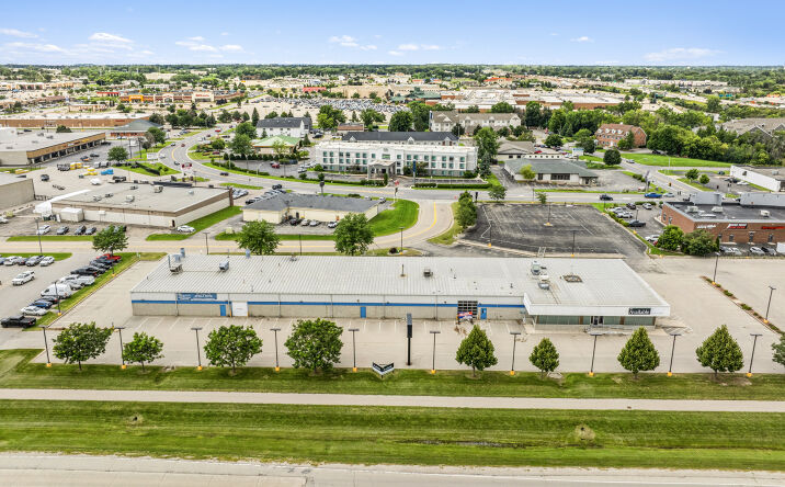 Pictures of Retail, Land property located at 4400 W College Ave, Appleton, WI 54913 for lease - image #1