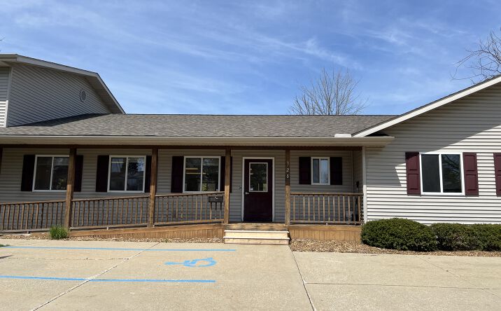 Pictures of Retail, Office property located at 928 W Ardussi St, Frankenmuth, MI 48734 for lease - image #1