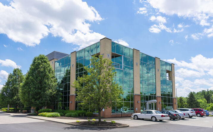 Pictures of Office property located at 144 Emeryville Dr, Cranberry Twp, PA 16066 for lease - image #1