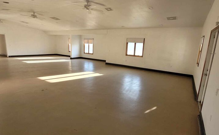 Pictures of Office, Land, Special Purpose property located at 7015 SW 10th Ave, Topeka, KS 66615 for lease - image #1