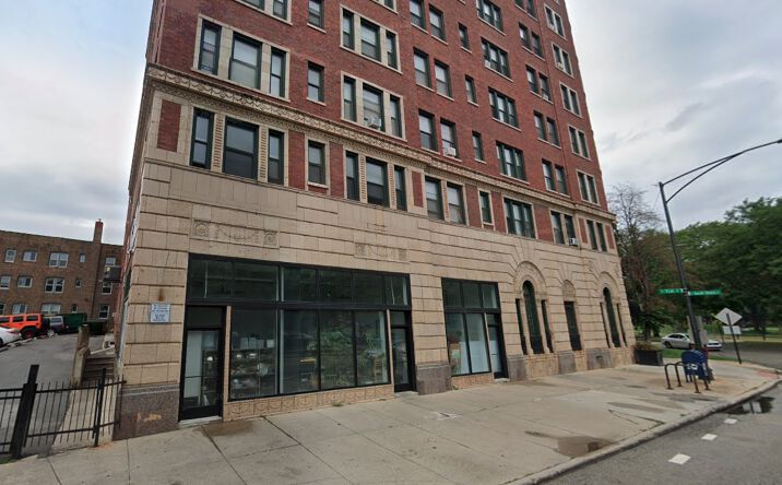 Pictures of Retail property located at 7100 S South Shore Dr, Chicago, IL 60649 for lease - image #1